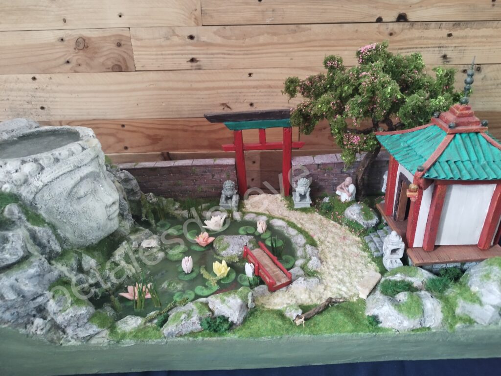 maquette, diorama, bassin zen, fait main, en polystyrène et bois, création artisanal, décoration intérieur