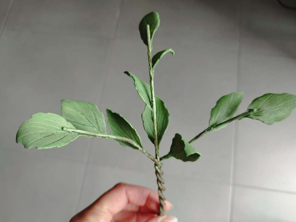 Branches de feuilles fait en feuille de mousse avec fil de fer floral torsadé, fait main, décoration pour bouquet